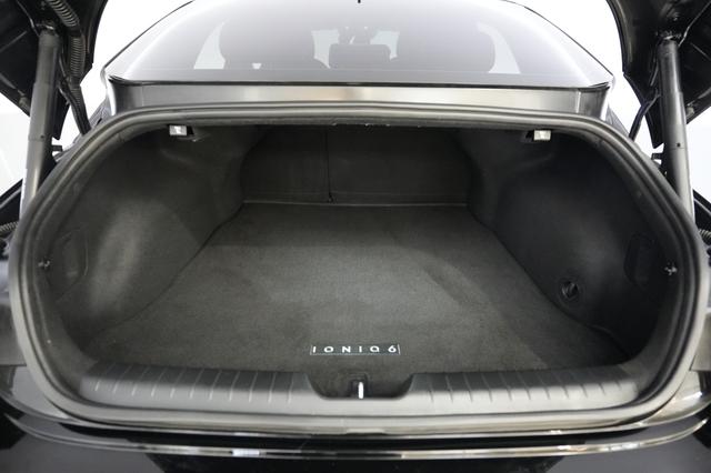 2024 Hyundai IONIQ 6 — photo 6 of 23
