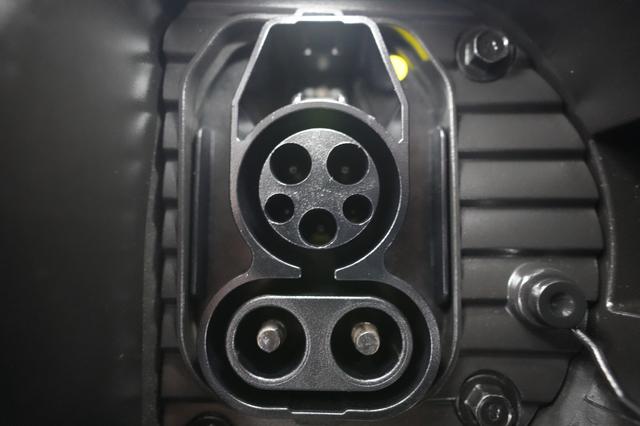 2024 Hyundai IONIQ 6 — photo 8 of 23
