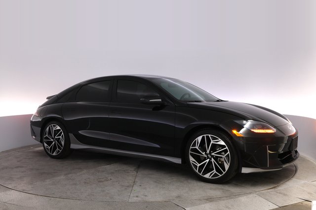 2024 Hyundai IONIQ 6 — photo 11 of 23