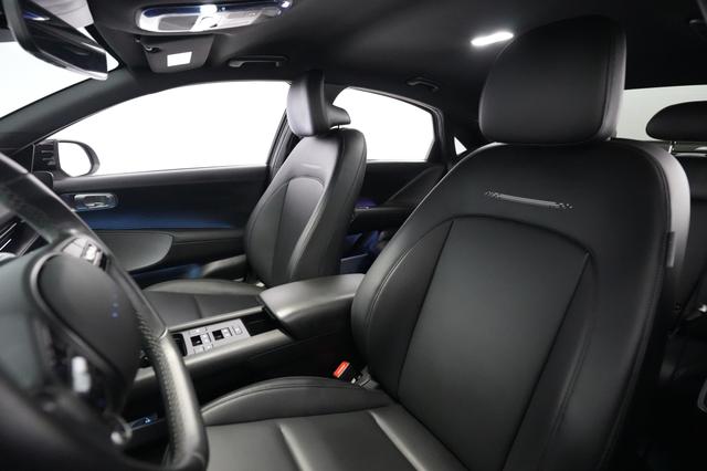 2024 Hyundai IONIQ 6 — photo 3 of 23