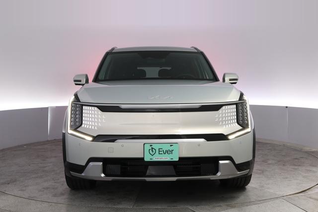 2024 Kia EV9 — photo 9 of 30