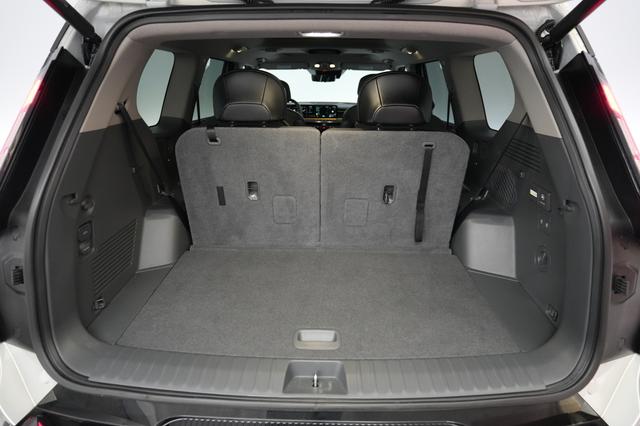 2024 Kia EV9 — photo 6 of 30