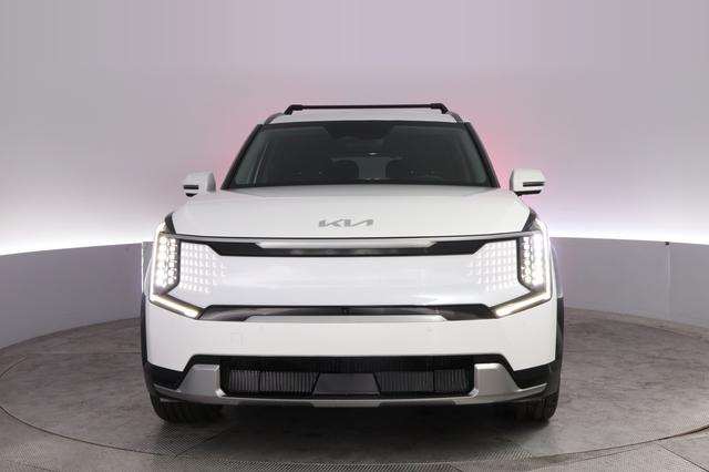 2024 Kia EV9 — photo 9 of 26