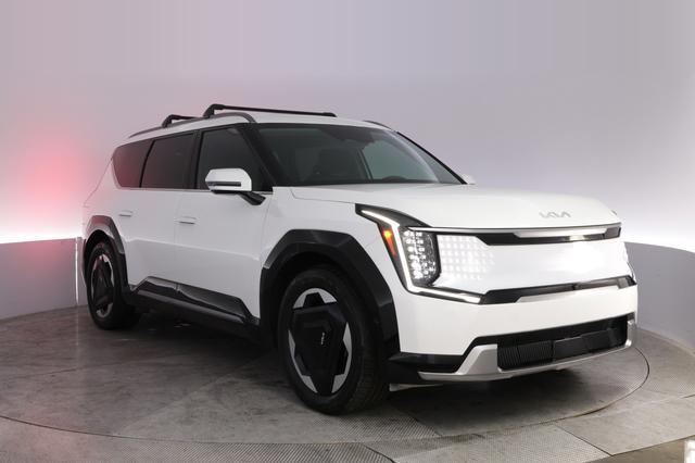 2024 Kia EV9 — photo 10 of 26