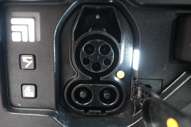 2024 Kia EV9 — photo 8 of 26