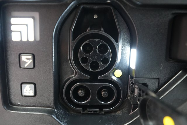 2024 Kia EV9 — photo 8 of 26