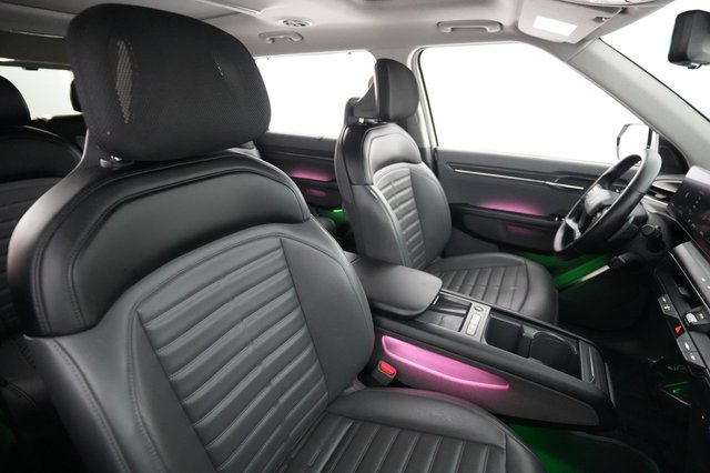 2024 Kia EV9 — photo 18 of 26
