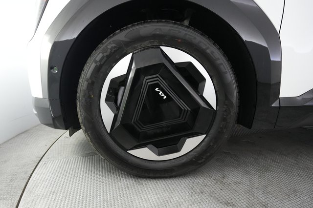 2024 Kia EV9 — photo 15 of 26