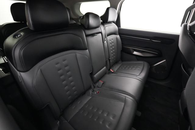 2024 Kia EV9 — photo 4 of 23