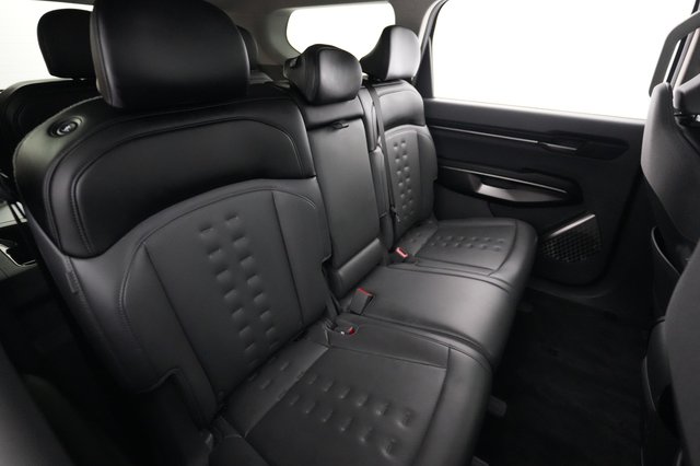 2024 Kia EV9 — photo 4 of 23