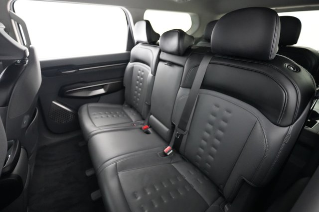 2024 Kia EV9 — photo 19 of 23