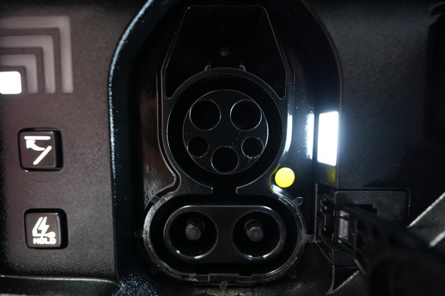 2024 Kia EV9 — photo 8 of 23
