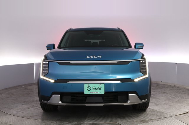 2024 Kia EV9 — photo 9 of 23