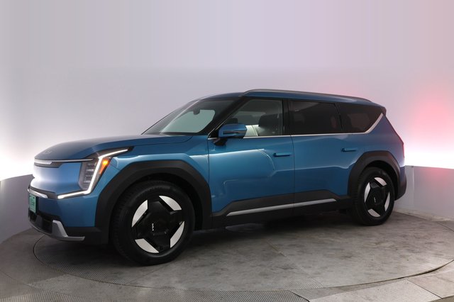 2024 Kia EV9 — photo 14 of 23