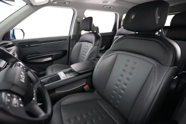 2024 Kia EV9 — photo 3 of 23