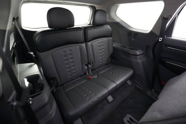 2024 Kia EV9 — photo 21 of 23