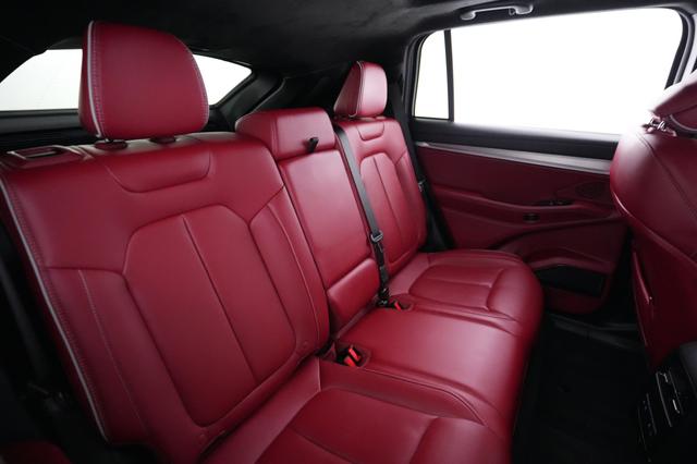 2024 Jeep Wagoneer S — photo 4 of 31