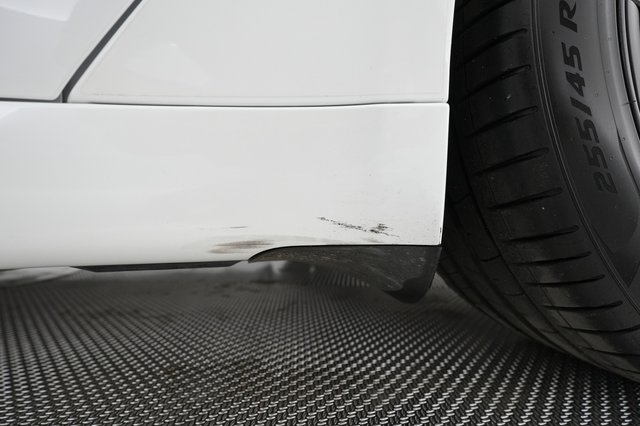 2022 Tesla Model S — photo 14 of 23