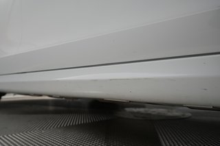 2022 Tesla Model S — photo 18 of 23