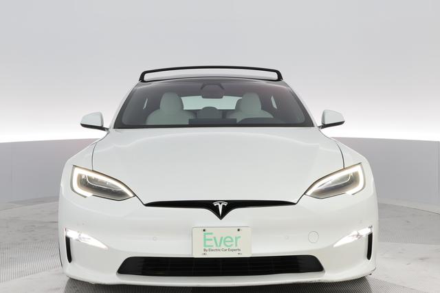 2022 Tesla Model S — photo 2 of 23