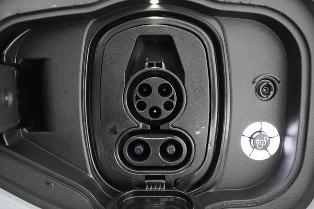 2024 Ford Mustang Mach-E — photo 8 of 24