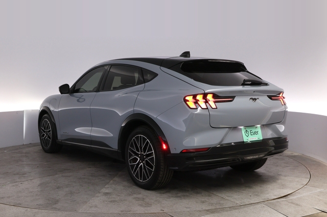 2024 Ford Mustang Mach-E