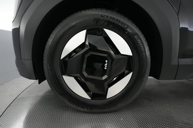 2024 Kia EV9 — photo 15 of 26