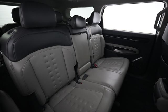 2024 Kia EV9 — photo 4 of 26