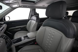 2024 Kia EV9 — photo 3 of 26