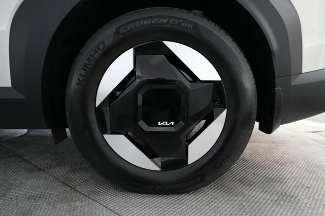 2024 Kia EV9 — photo 7 of 25