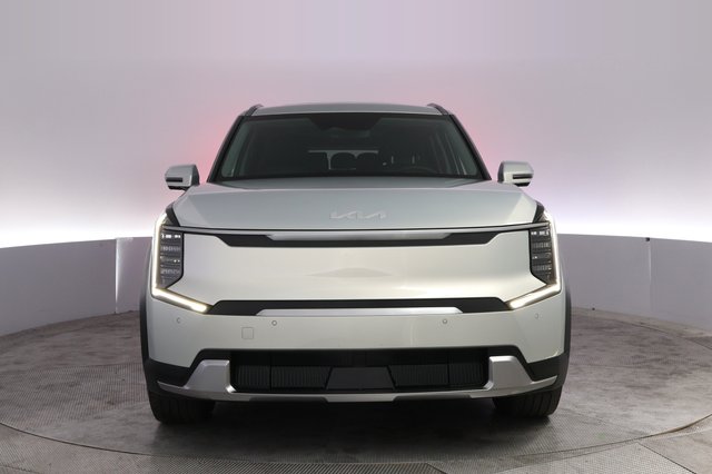 2024 Kia EV9 — photo 9 of 25