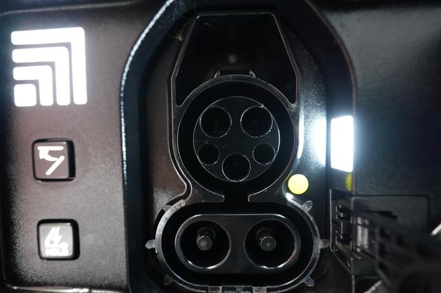 2024 Kia EV9 — photo 8 of 25
