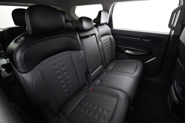 2024 Kia EV9 — photo 4 of 25