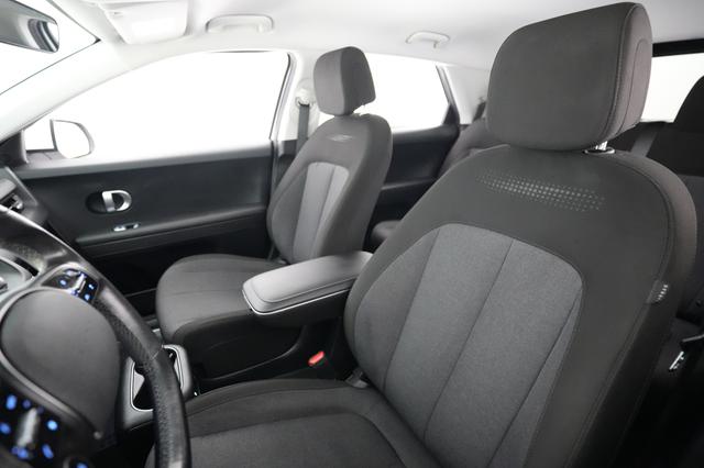 2024 Hyundai IONIQ 5 — photo 3 of 23