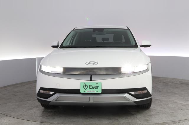 2024 Hyundai IONIQ 5 — photo 9 of 23