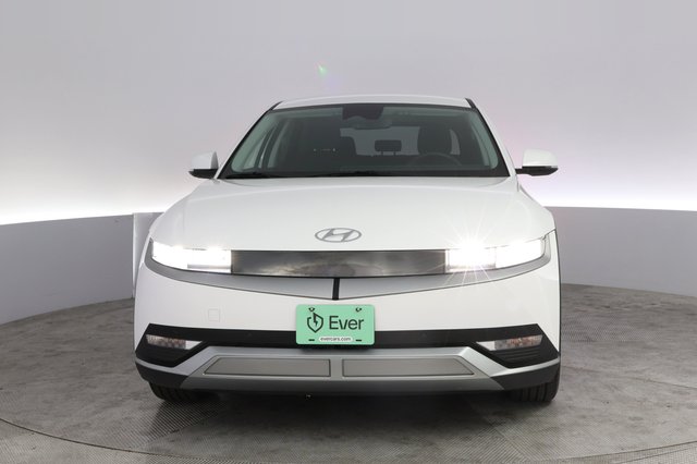 2024 Hyundai IONIQ 5 — photo 9 of 23
