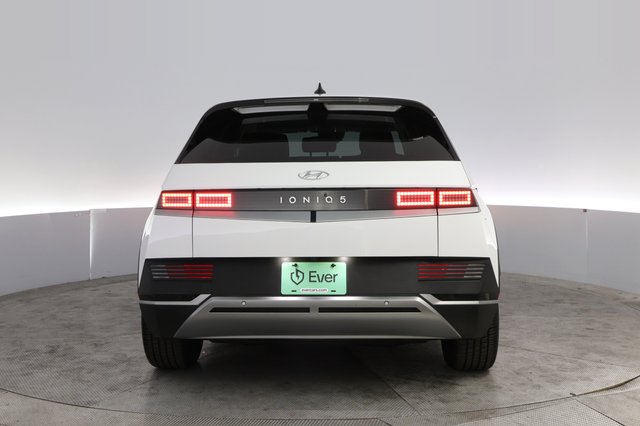 2024 Hyundai IONIQ 5 — photo 12 of 23