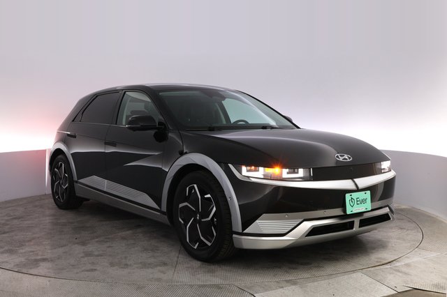 2024 Hyundai IONIQ 5 — photo 10 of 25