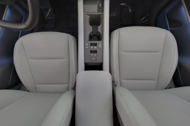 2025 Hyundai IONIQ 6 — photo 22 of 27