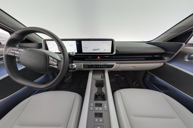2025 Hyundai IONIQ 6 — photo 21 of 27