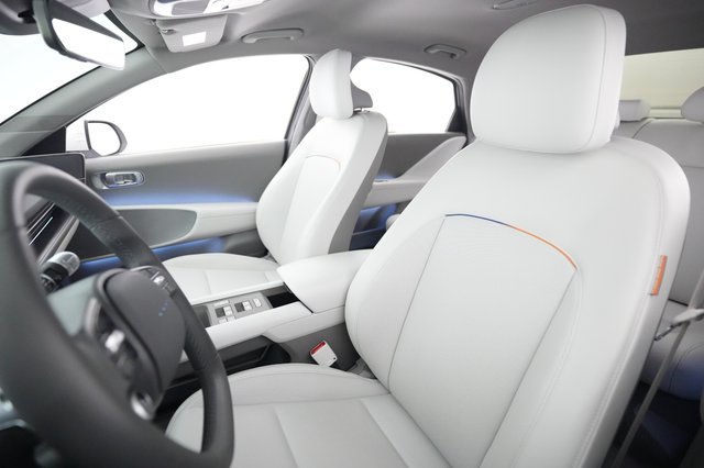 2025 Hyundai IONIQ 6 — photo 3 of 27