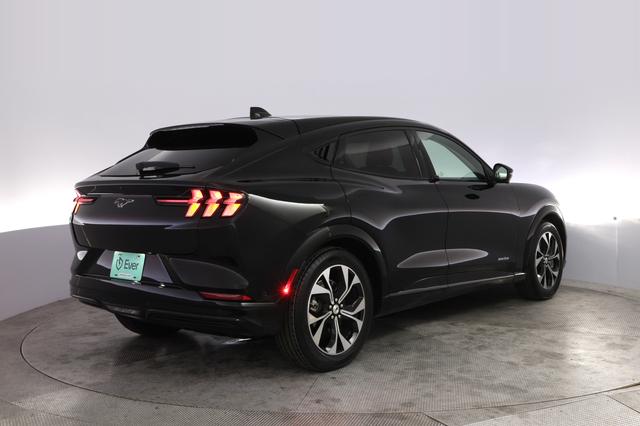 2021 Ford Mustang Mach-E — photo 2 of 29