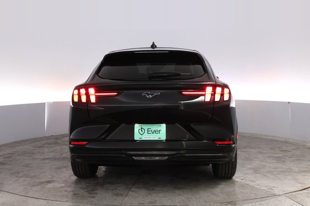 2021 Ford Mustang Mach-E — photo 12 of 29