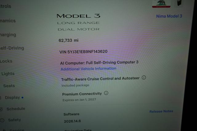 2022 Tesla Model 3 — photo 5 of 21
