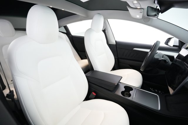 2022 Tesla Model 3 — photo 18 of 21