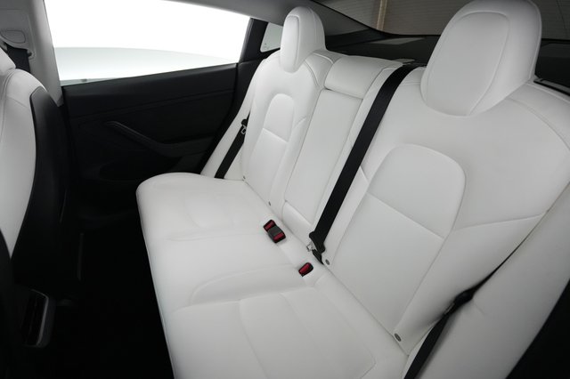 2022 Tesla Model 3 — photo 19 of 21