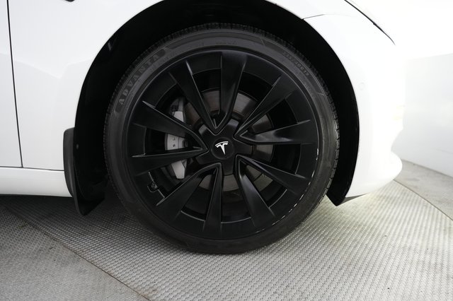 2022 Tesla Model 3 — photo 16 of 21