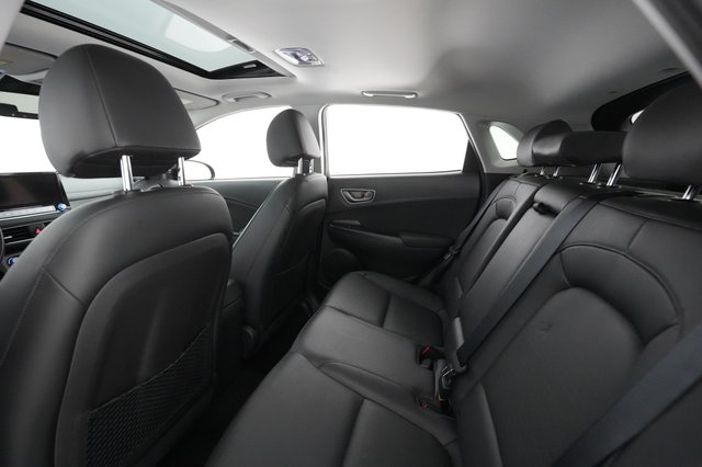 2021 Hyundai Kona — photo 17 of 37