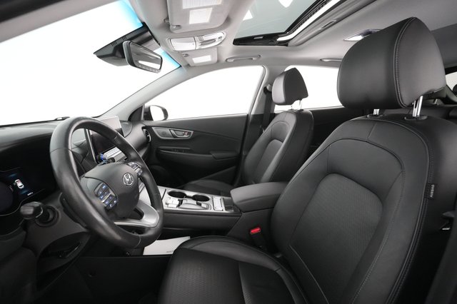 2021 Hyundai Kona — photo 16 of 37