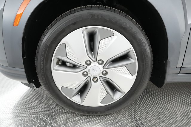2021 Hyundai Kona — photo 12 of 37